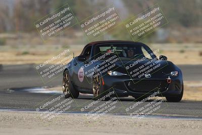 media/Sep-20-2025-Extreme Speed (Sat) [[1fcc23683c]]/Orange (Mid Intermediate)/Session 1 (Sunset)/